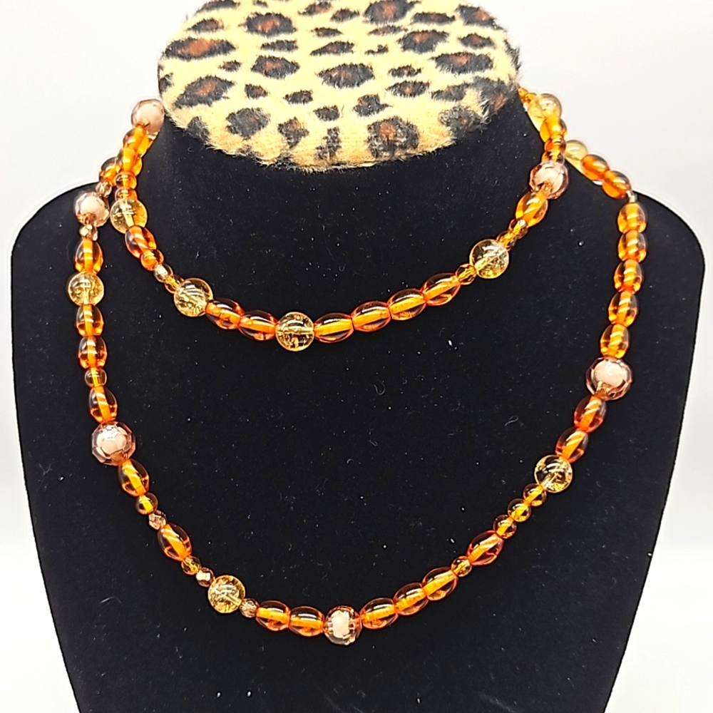 orange beaded necklace - Picture 2 of 7